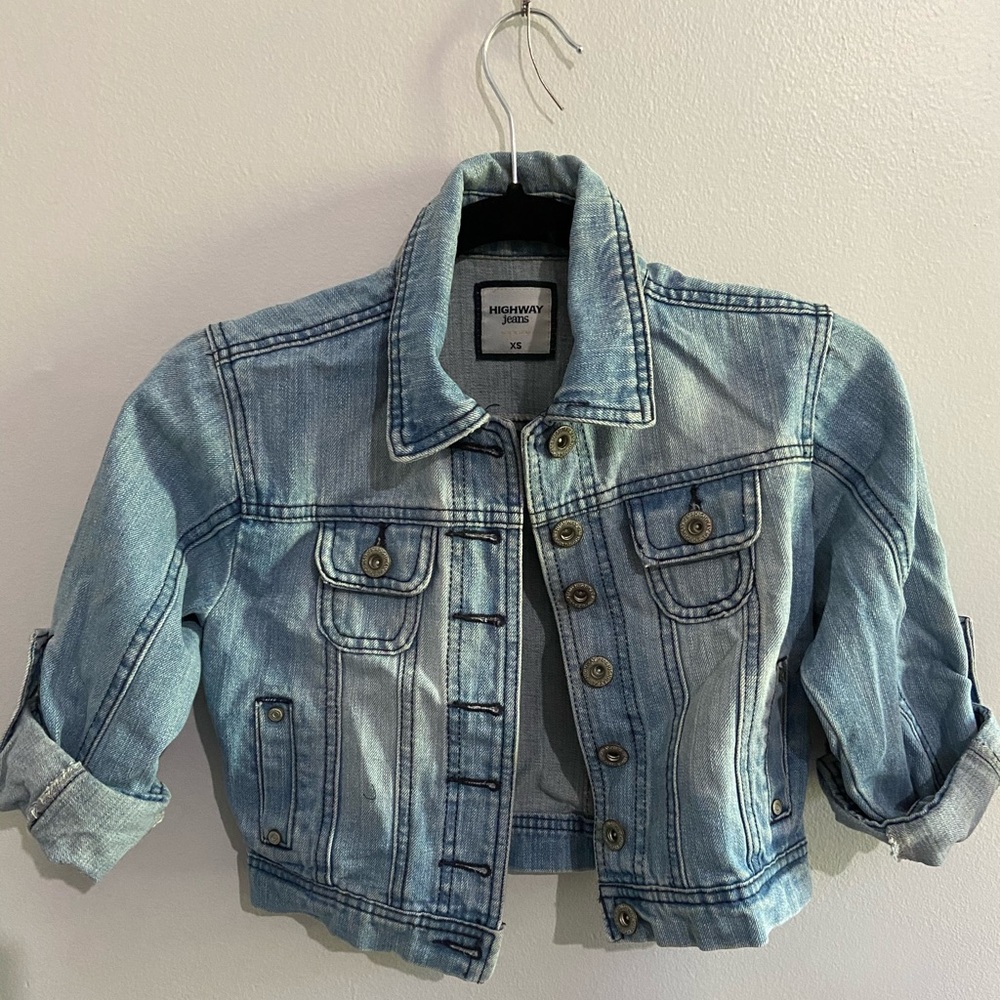 Cropped denim jean jacket